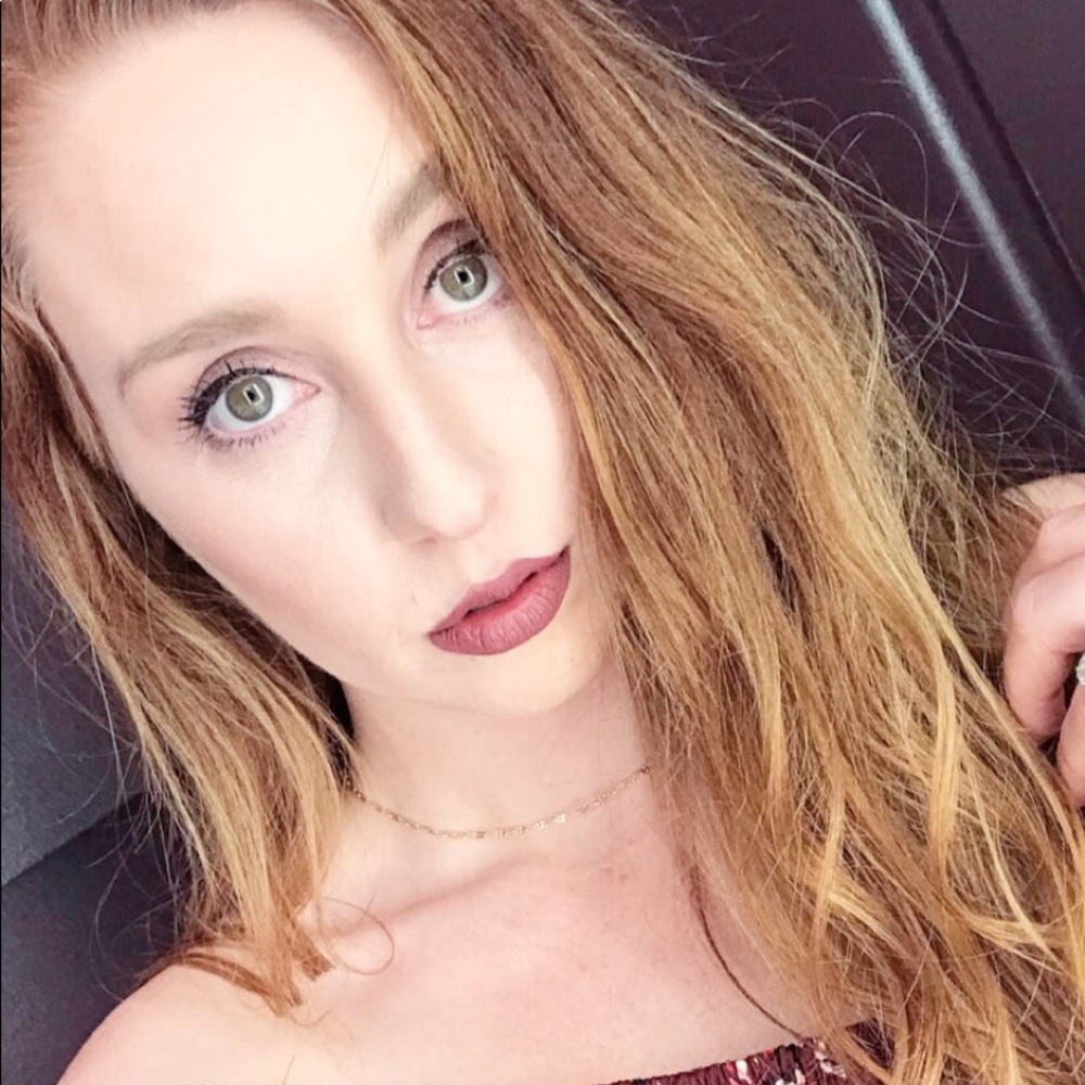 Meet your Posher, Ashley